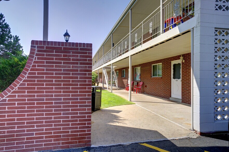 More Photos Of 375 S Depew St, Lakewood Apartments For Sale