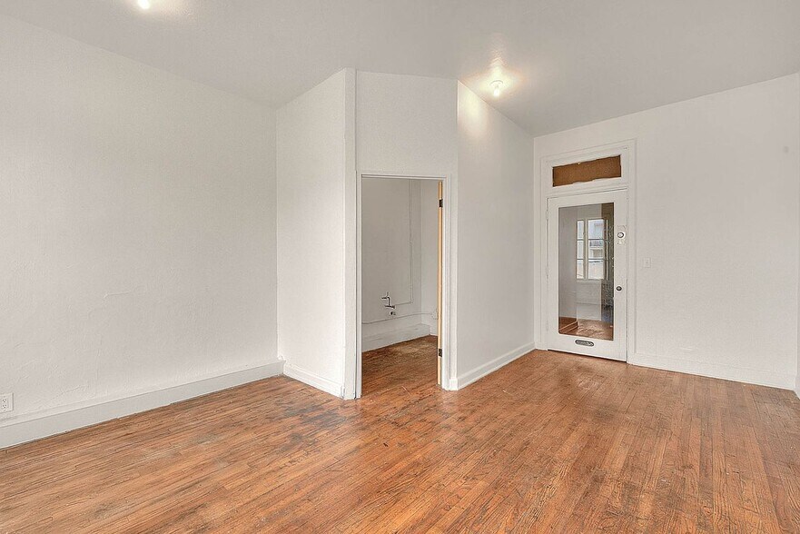 More Photos Of 3800-3814 Beverly Blvd, Los Angeles Storefront Retail Office For Sale