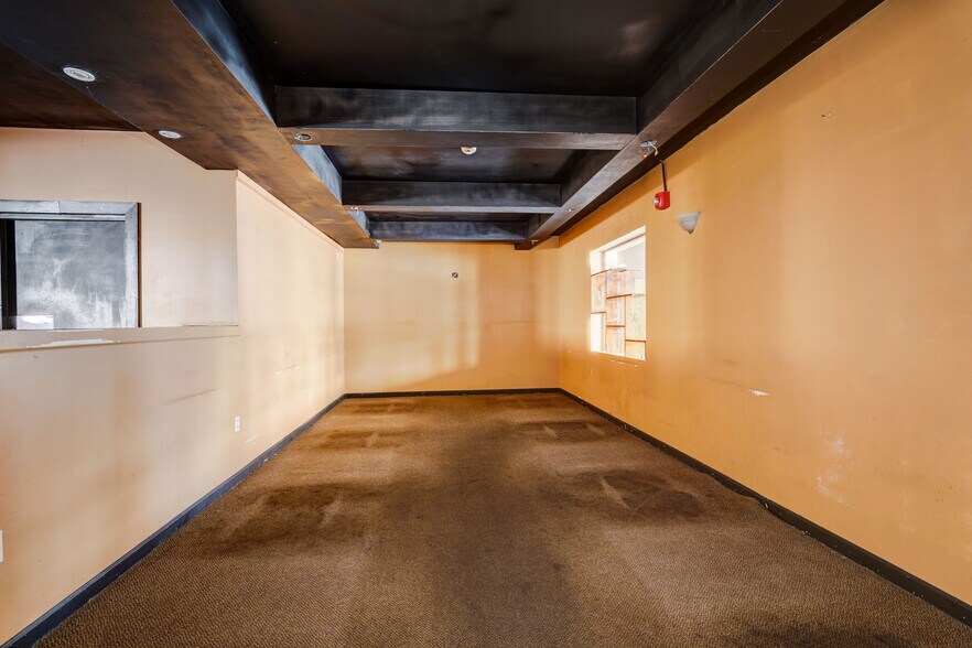 More Photos Of 2185 Monroe Ave, Rochester Restaurant For Sale