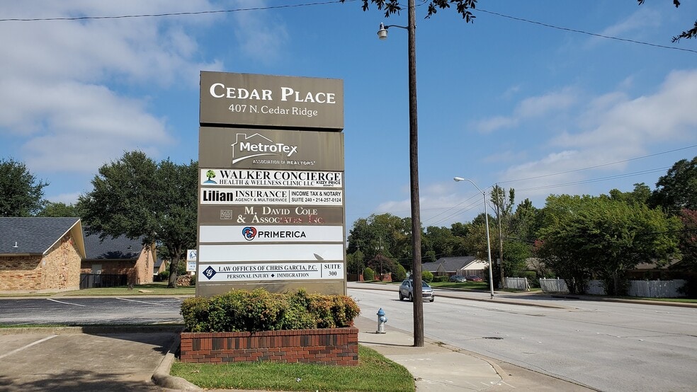 More Photos Of 407 N Cedar Ridge Dr, Duncanville Office Residential For Lease