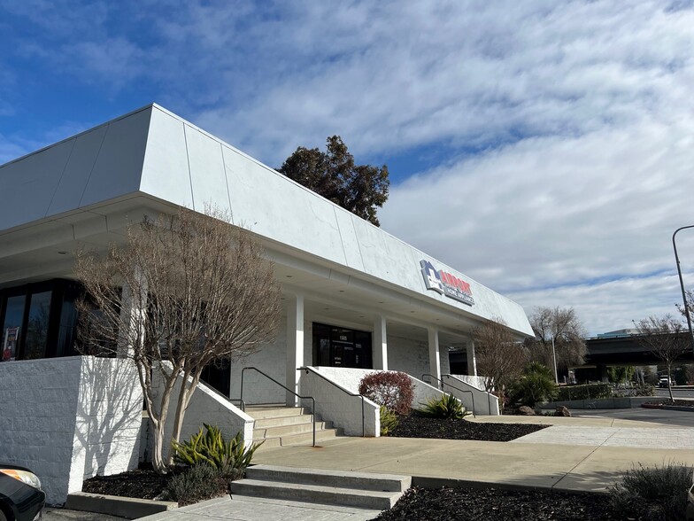 Primary Photo Of 1505 Willow Pass Rd, Concord Industrial For Lease