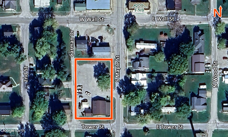 More Photos Of 109 S Maple St, Mulberry Grove Restaurant For Sale