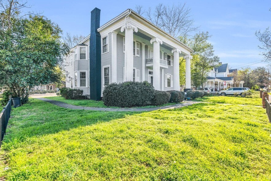 More Photos Of 1024 3rd Ave N, Columbus Apartments For Sale