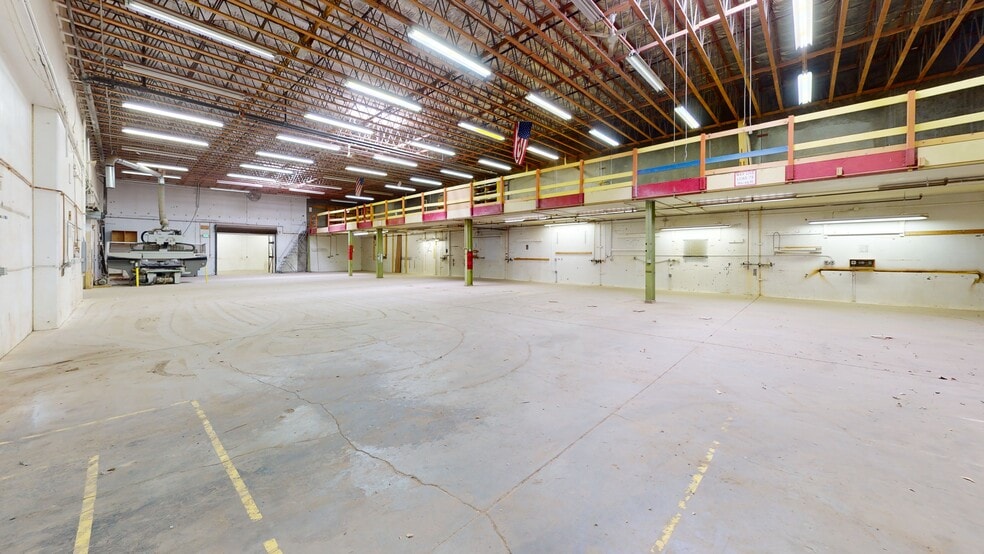 More Photos Of 1300 Freeport Blvd, Sparks Showroom For Sale