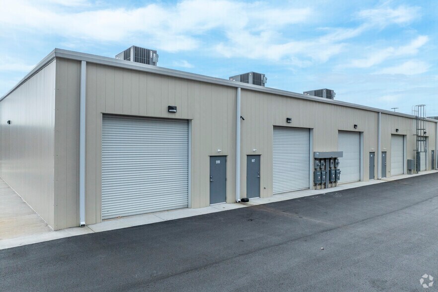 More Photos Of 985-999 Branch Ct, Grovetown General Retail For Sale