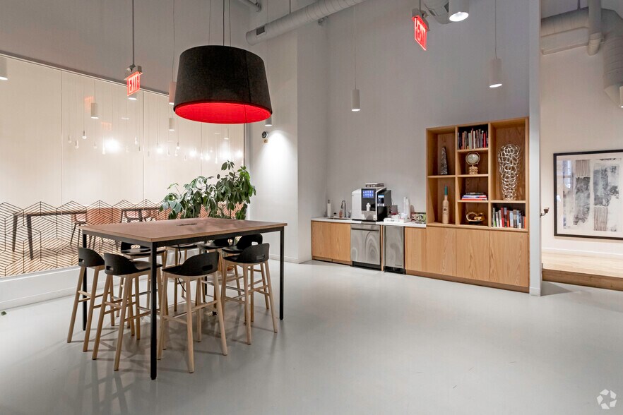 More Photos Of 132 W 31st St, New York Coworking Space