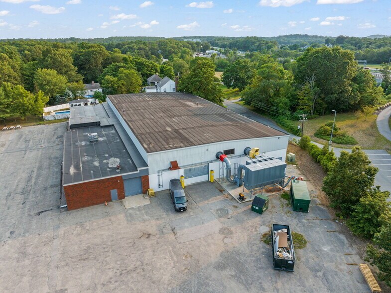 More Photos Of 12 Merrill St, Salisbury Manufacturing For Sale