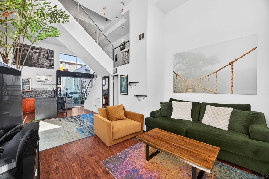 More Photos Of 1712 National Ave, San Diego Flex For Sale