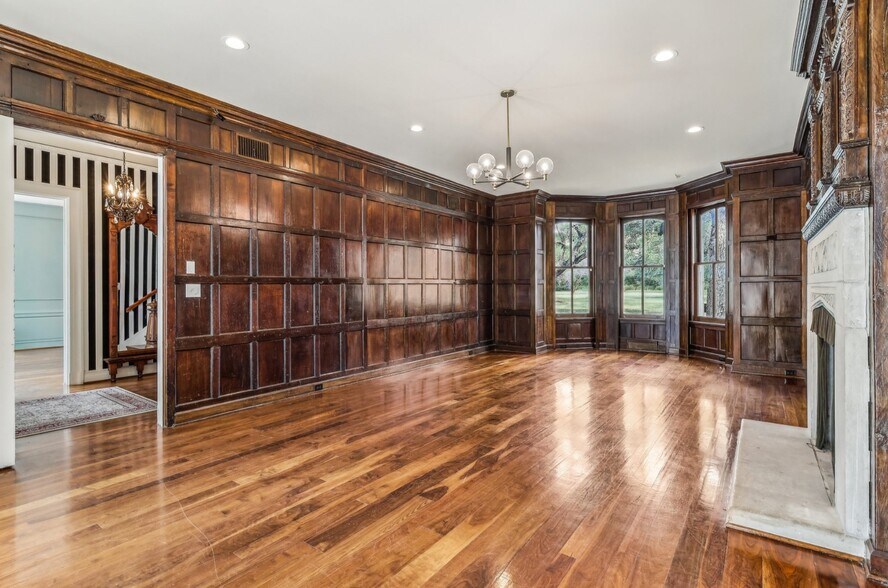 More Photos Of 7735 Mocking Bird Ln, San Antonio Lodge Meeting Hall For Sale