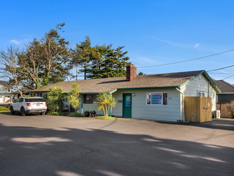 Primary Photo Of 1010 3rd Ave, Seaside Office For Sale