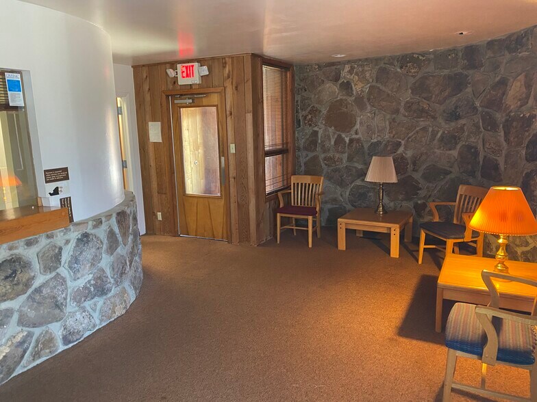 More Photos Of 3712 S Main St, Blacksburg Loft Creative Space For Sale