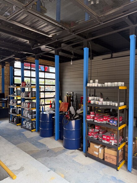 More Photos Of 5955 E 21st St, Indianapolis Carwash For Sale