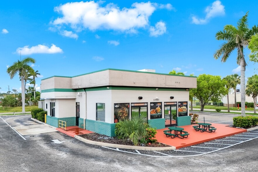 More Photos Of 10493 Stringfellow Rd, Saint James City Storefront Retail Office For Sale