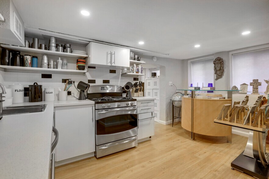 More Photos Of 1325 Corona St, Denver Apartments For Sale