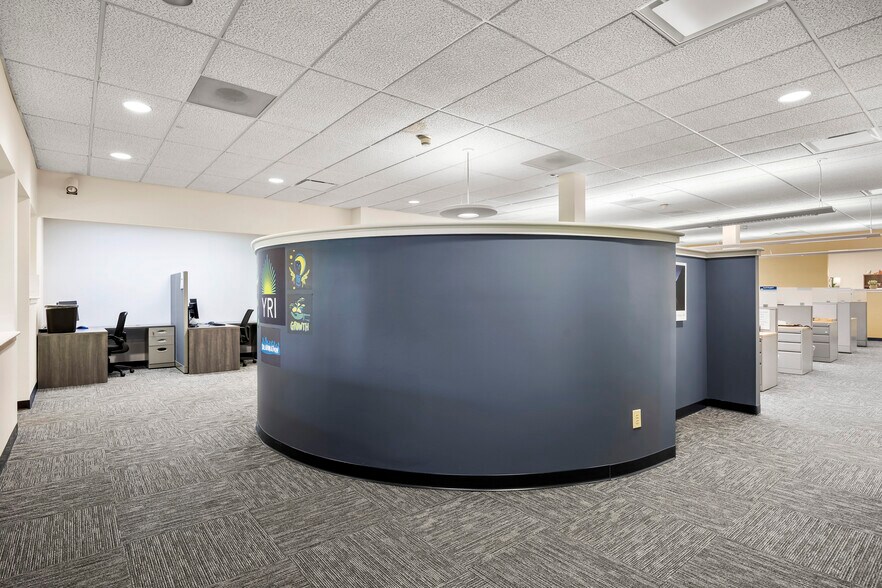 More Photos Of 25 Delaware Ave, Delmar Office For Lease