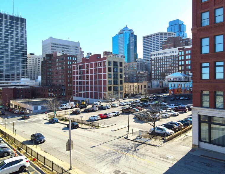 More Photos Of 205 W 9th St, Kansas City Land For Sale