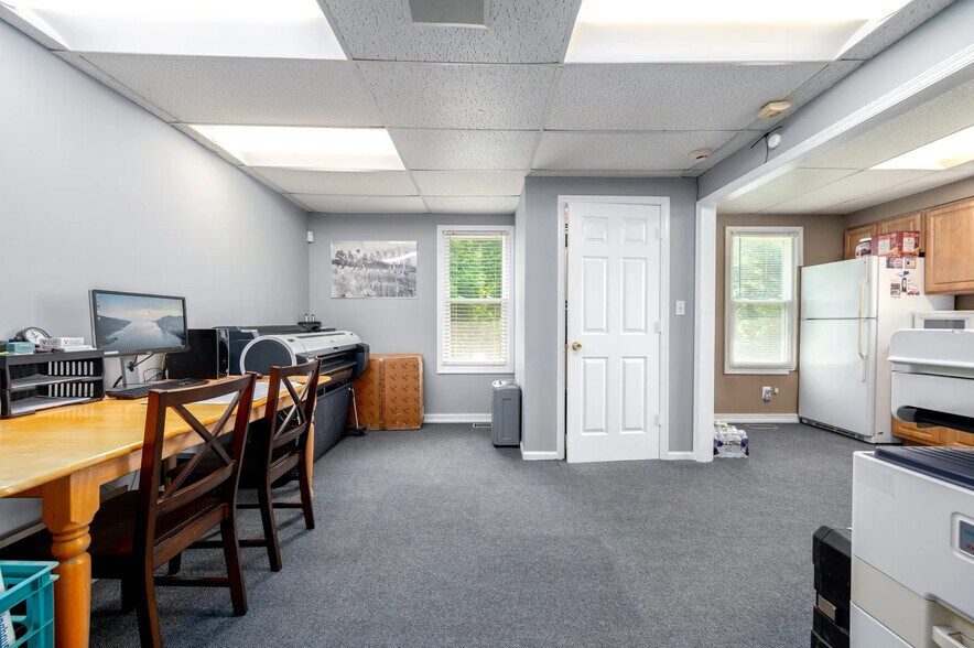 More Photos Of 697 Maryland Route 3 N, Gambrills Office For Sale