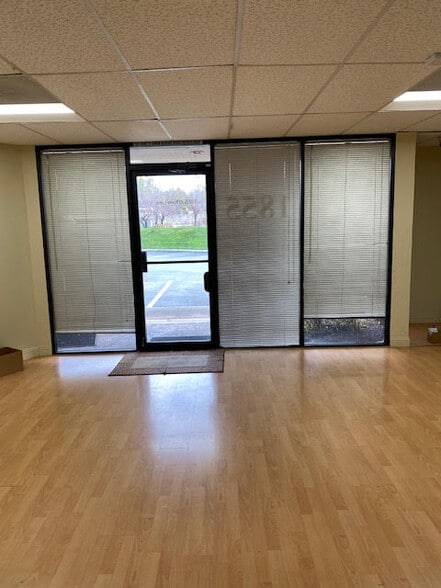 More Photos Of 1855-1875 O'Toole Ln, San Jose Light Manufacturing For Sale