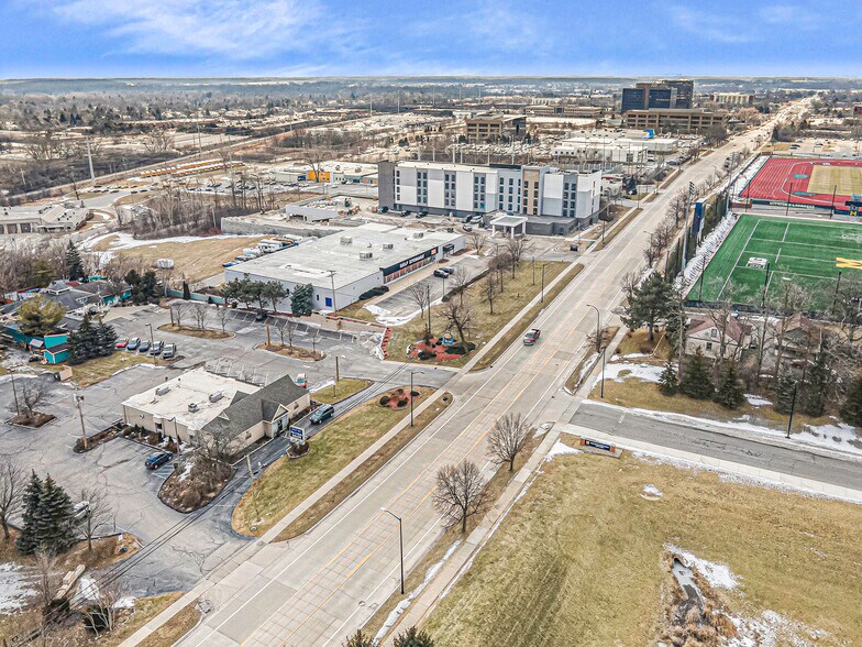 More Photos Of 2295 S State St, Ann Arbor Freestanding For Sale