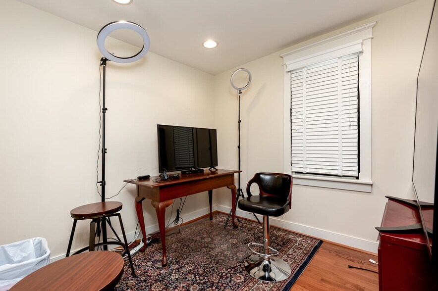 More Photos Of 27 Maryland Ave, Annapolis Office Residential For Lease