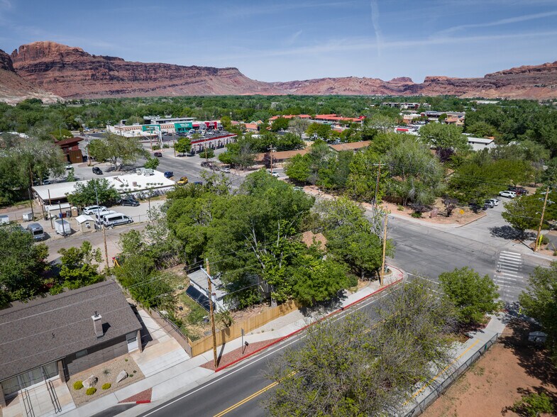 More Photos Of 86 E 300 S, Moab Flex For Sale