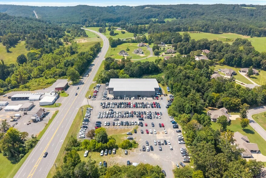 More Photos Of 4100 AL Highway 69, Guntersville Sports And Entertainment For Sale