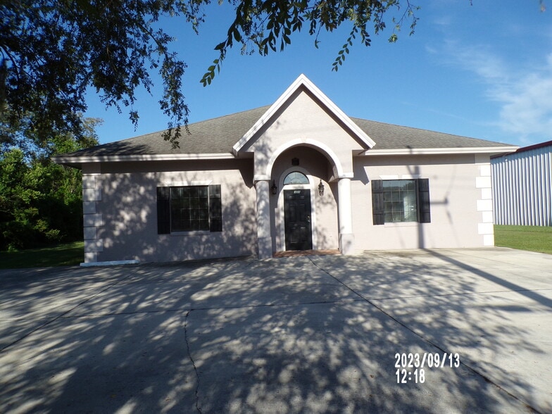 More Photos Of 301 S Woodlawn Ave, Bartow Office For Lease