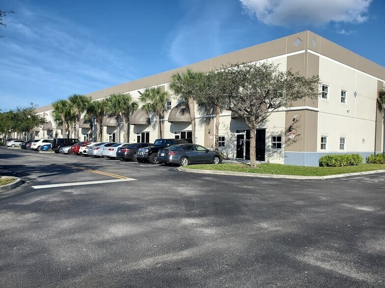 More Photos Of 12062-12090 Miramar Pky, Miramar Unknown For Lease