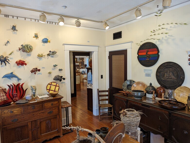 More Photos Of 2955 Central Ave, Saint Petersburg Restaurant For Lease