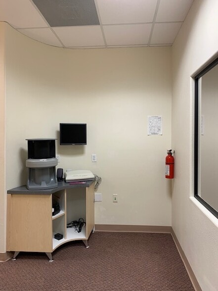 More Photos Of 1000 Newbury Rd, Thousand Oaks Medical For Sale