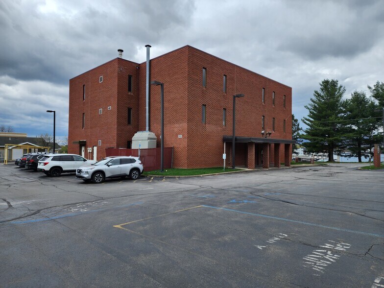 More Photos Of 1416 Monroe Ave, Dunmore Medical For Sale