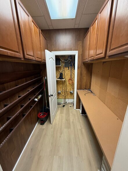 More Photos Of 2711-2713 Maguire Rd, Ocoee Medical For Lease