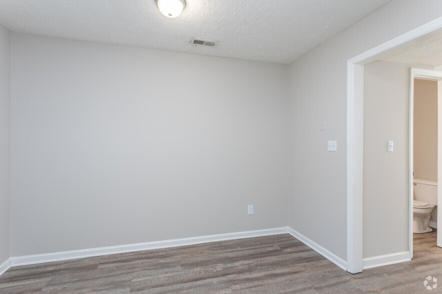 More Photos Of 5217-5336 Tern Pl, Fayetteville Apartments For Sale