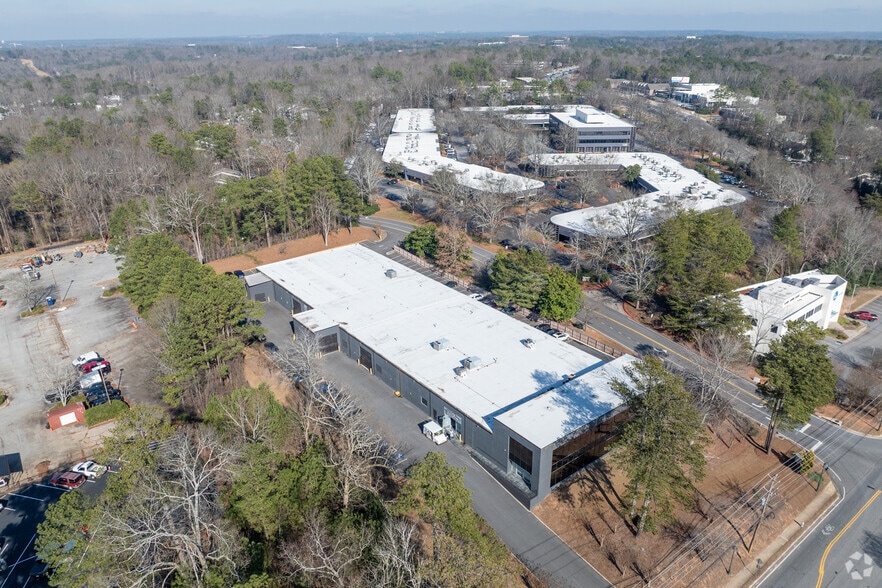 More Photos Of 710 Morgan Falls Rd, Atlanta Loft Creative Space For Sale