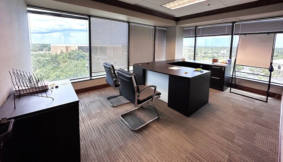 More Photos Of 18501 Murdock Cir, Port Charlotte Medical For Lease