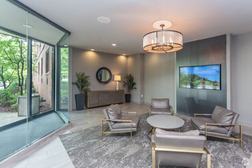 More Photos Of 401 Shady Ave, Pittsburgh Apartments For Lease