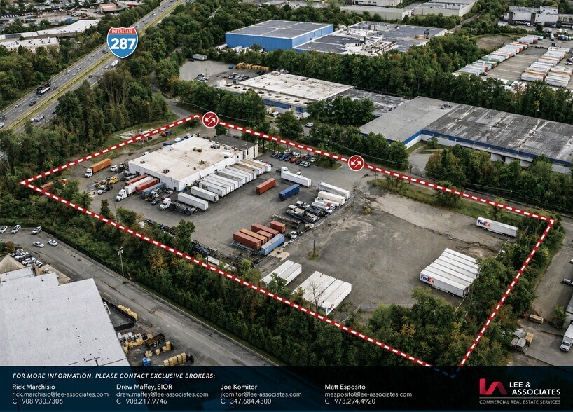 More Photos Of 76 National Rd, Edison Warehouse For Lease