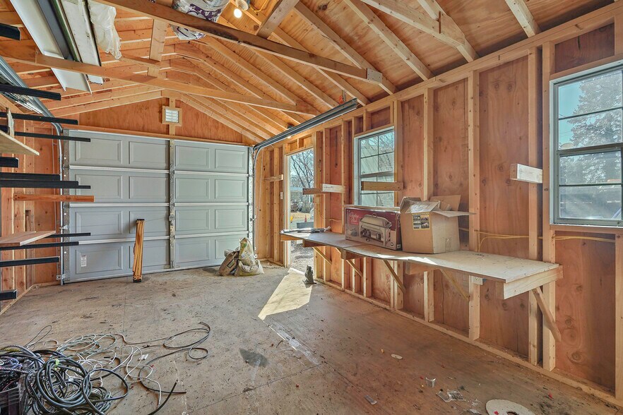 More Photos Of 43 E Colonial Hwy, Hamilton Restaurant For Sale