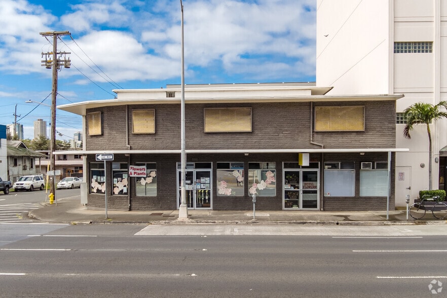 More Photos Of 1865-1871-1 S King St, Honolulu Storefront Retail Residential For Lease