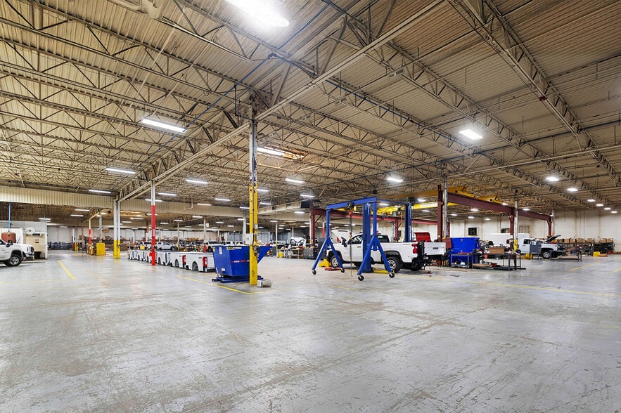 More Photos Of 55 E Silverdome Industrial Park, Pontiac Service For Sale