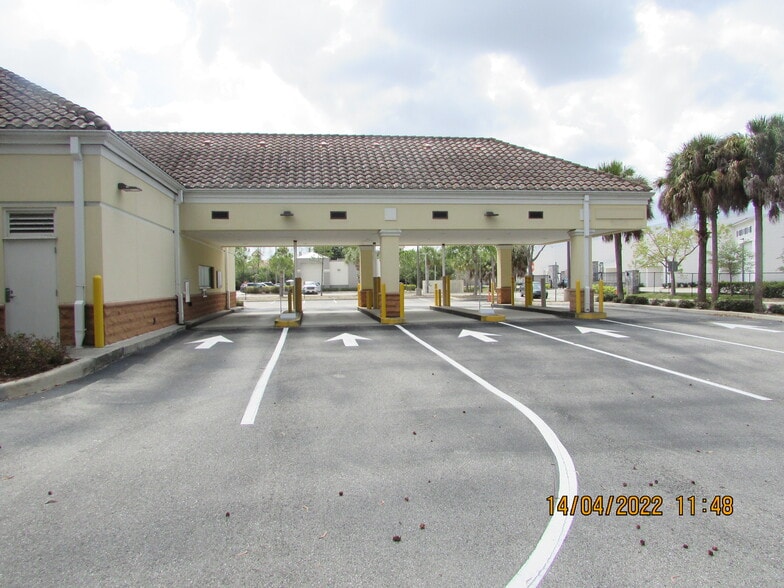 More Photos Of 18940 S Tamiami Trl, Fort Myers Medical For Lease