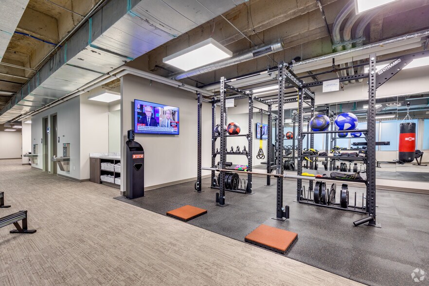 More Photos Of 211 N Robinson Ave, Oklahoma City Office For Lease