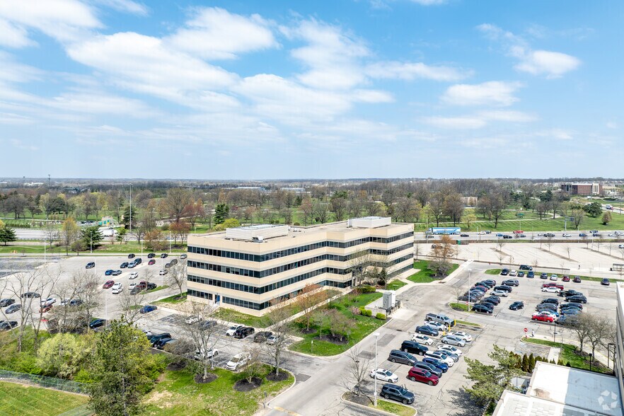 More Photos Of 5965 E Broad St, Columbus Medical For Lease