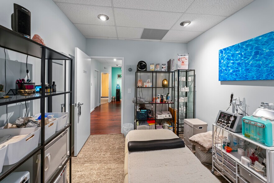 More Photos Of 1801 Robert Fulton Dr, Reston Medical For Sale