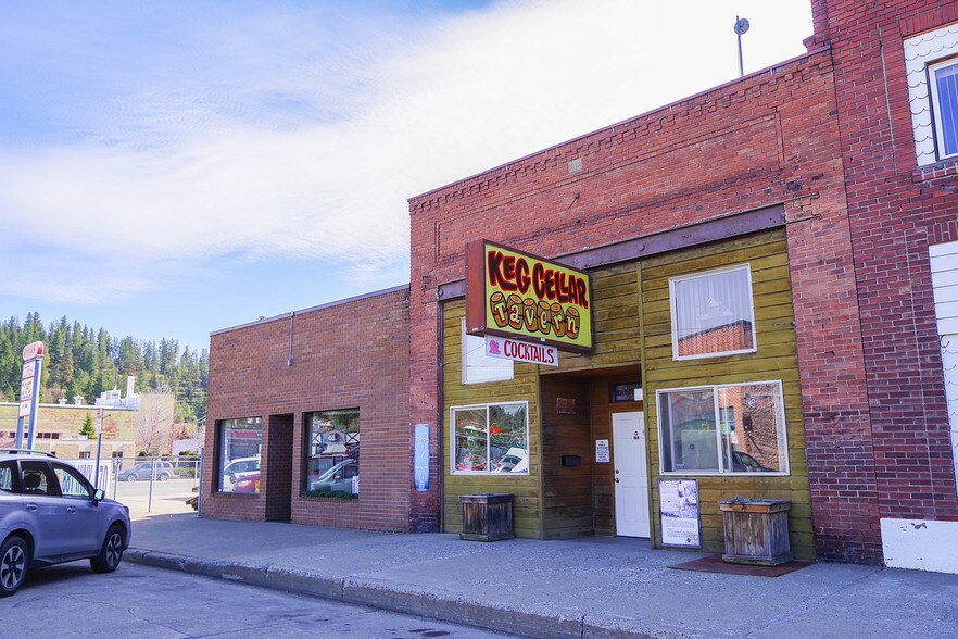 More Photos Of 112 N Pennsylvania Ave, Cle Elum General Retail For Sale