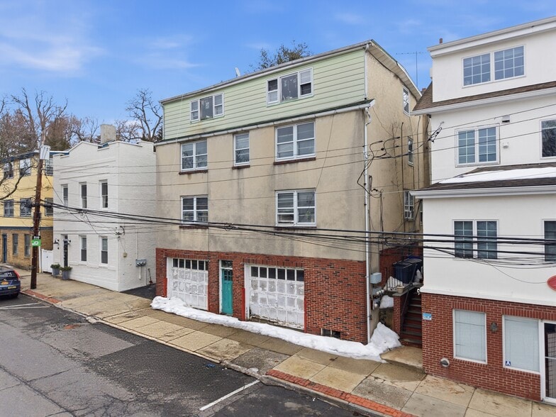 More Photos Of 36 Main St, Dobbs Ferry Apartments For Sale