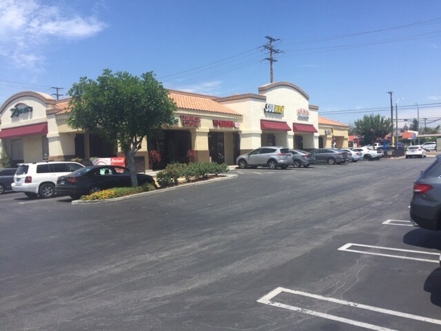 More Photos Of 2000-2094 N Tustin St, Orange Unknown For Lease