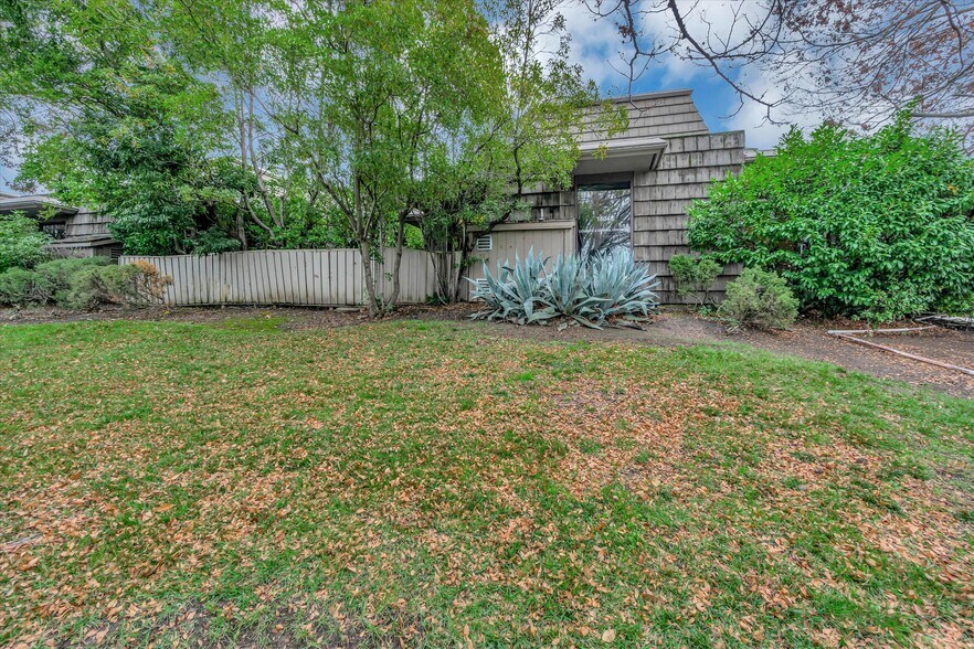 More Photos Of 1804 San Miguel Dr, Walnut Creek Medical For Lease