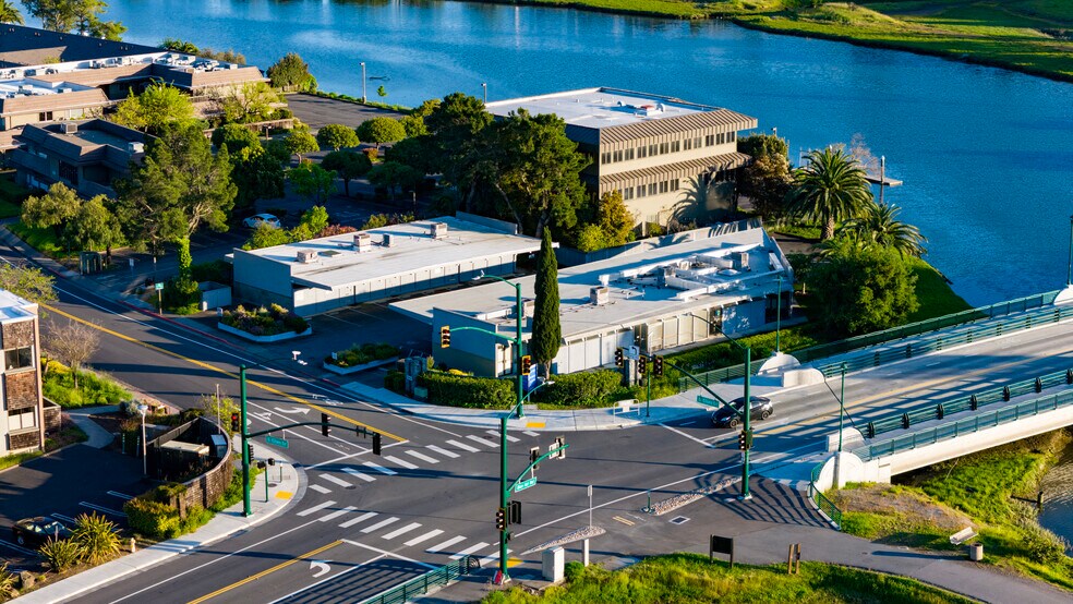 More Photos Of 1363-1375 S Eliseo Dr, Larkspur Medical For Lease