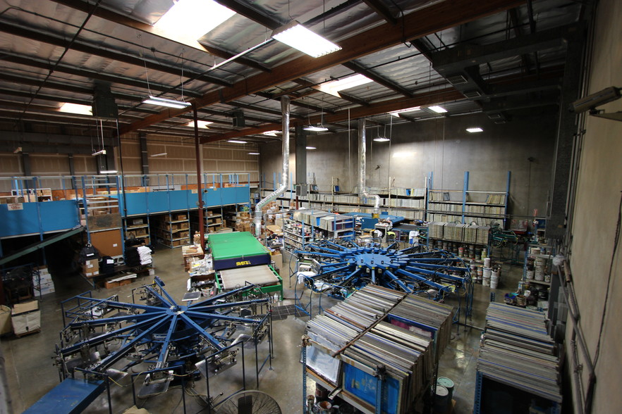 More Photos Of 99-061 Koaha Way, Aiea Warehouse For Lease